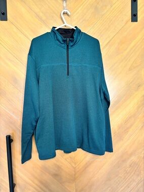 Callaway Teal and Black Golf Pullover
